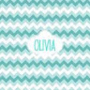 Meet your Posher, Olivia